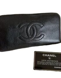 Authentic Chanel Wallet Vintage EUC RARE🔥 with COE