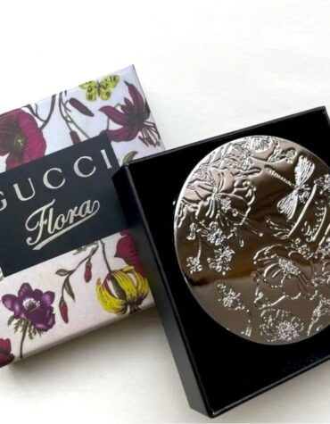 Gucci Mirror Compact Miroir with Box Silver Flowers Embossed Gucci Flora NEW