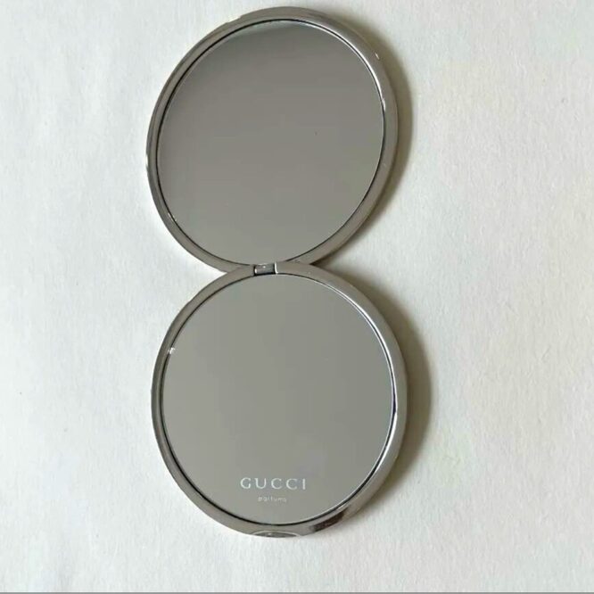 Gucci Mirror Compact Miroir with Box Silver Flowers Embossed Gucci Flora NEW