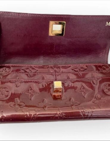 Louis Vuitton Rouge Fauvista Monogram Vernis Sarah Noeud Wallet EUC