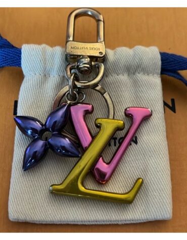 LOUIS VUITTON 2000S MULTI CHROME KEY CHAIN