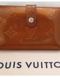 Louis Vuitton Copper Vernis Kisslock EUC