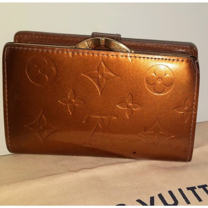 Louis Vuitton Copper Vernis Kisslock EUC